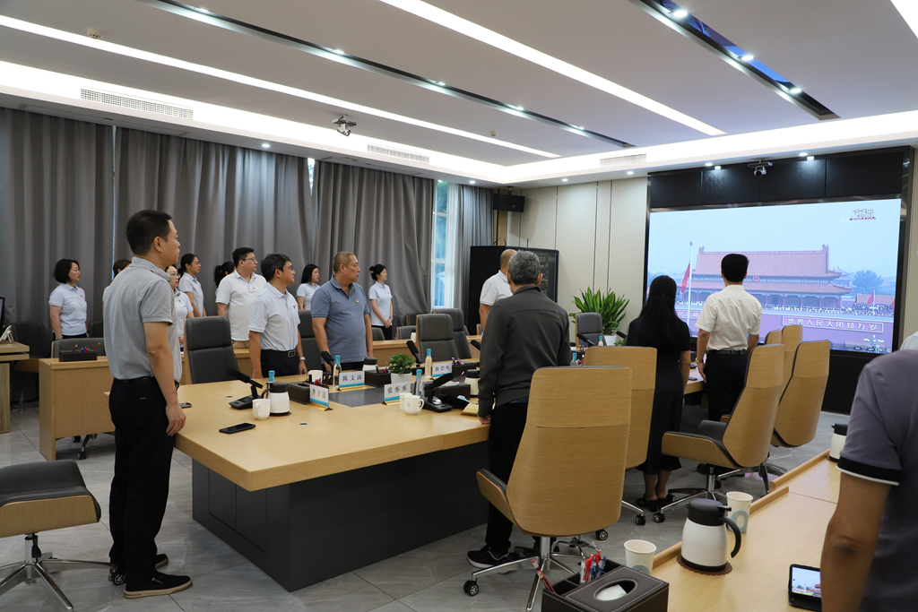 熱血高燃！廣州凈水公司集中觀(guān)看紀(jì)念中國(guó)人民抗日戰(zhàn)爭(zhēng)暨世界反法西斯戰(zhàn)爭(zhēng)勝利80周年大會(huì)